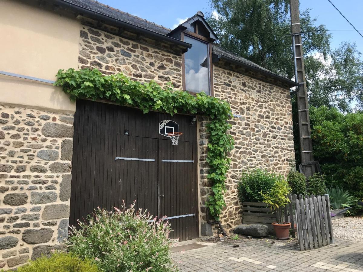Chambre à la campagne Québriac Exterior foto